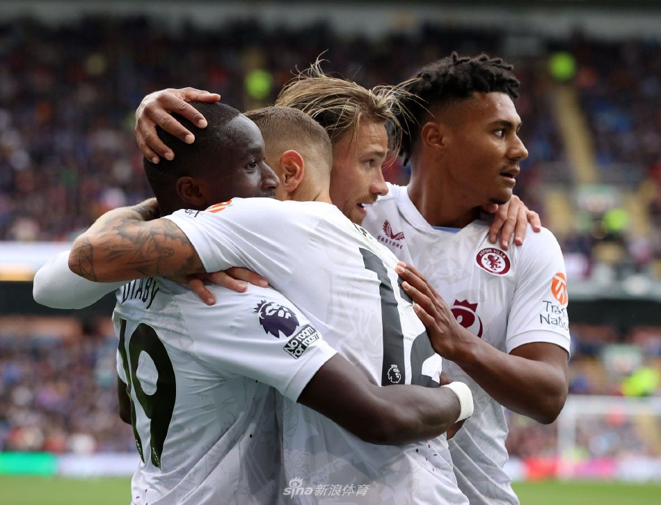 一名具备创 一名具备创