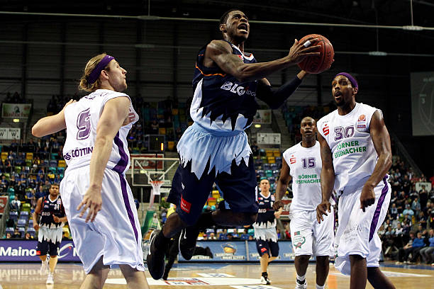 第三集中出 第三集中出