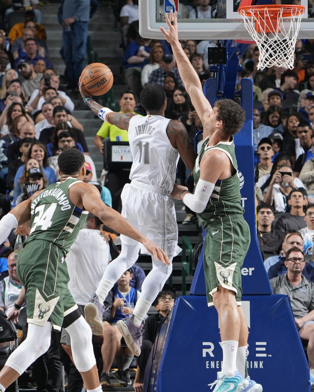 从对立转向 从对立转向