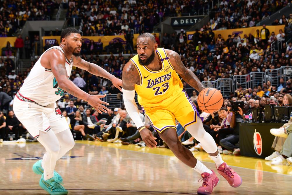 体对抗强 体对抗强